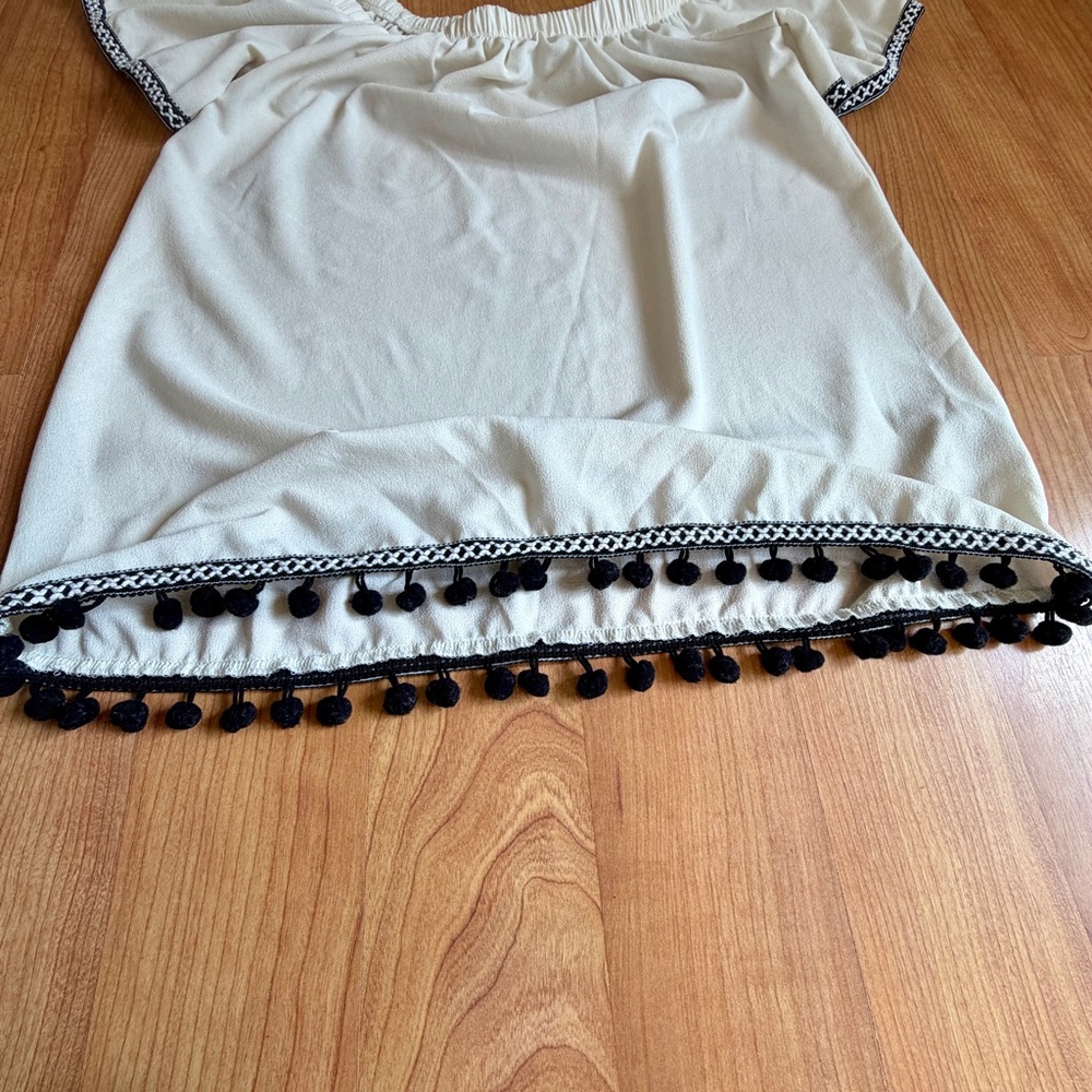 Anthropologie Paper Crane Women’s Off The Shoulder Cream Boho Peasant Top Size S - Picture 5 of 9